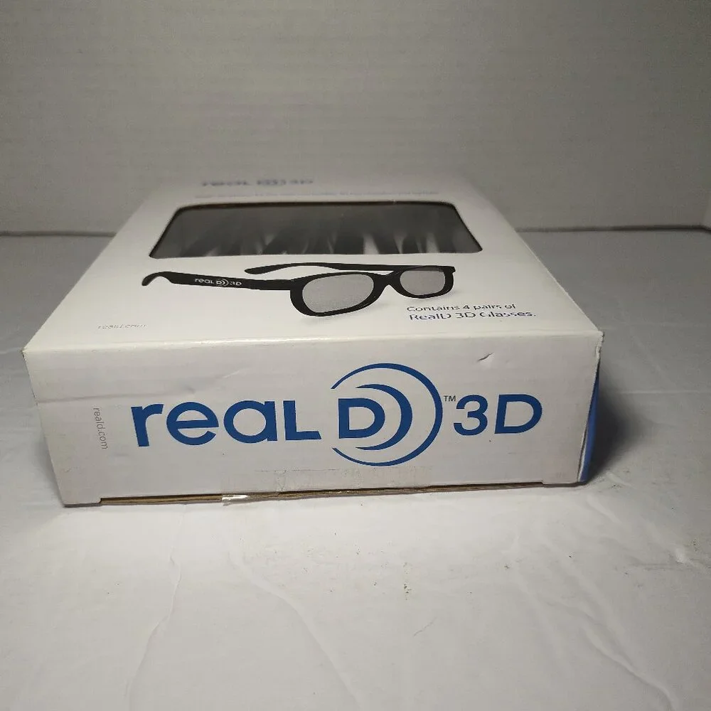 Real D 3D 4 Pair Glasses For Use With Compatible 3D TV Monitors And Laptops NEW